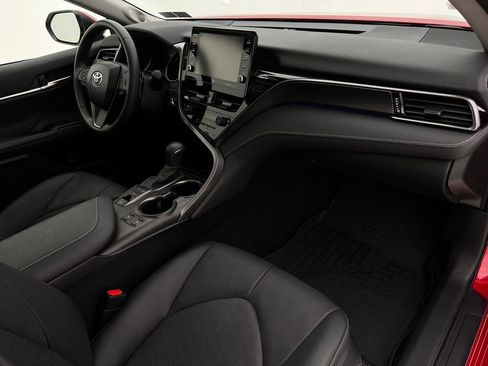 Used 2024 Toyota Camry XSE w/ Navigation Package image 14