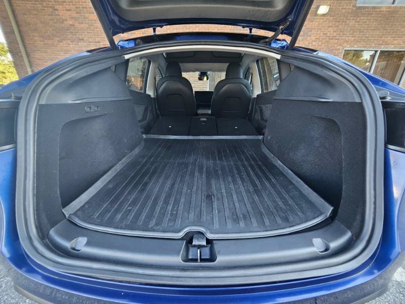 Used 2023 Tesla Model Y Long Range AWD/4WD image 74