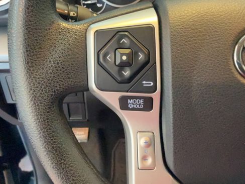 Used 2015 Toyota Tundra SR5 w/ T4 Package AWD/4WD image 14
