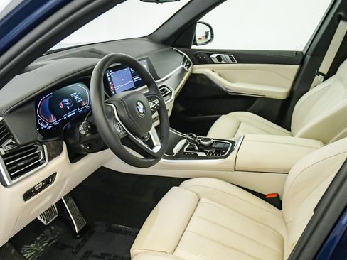 Certified 2022 BMW X5 sDrive40i w/ Luxury Seating Package RWD image 17