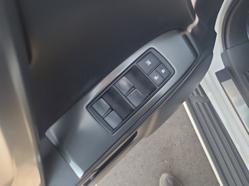 Used 2023 Lexus GX 460 Premium image 14