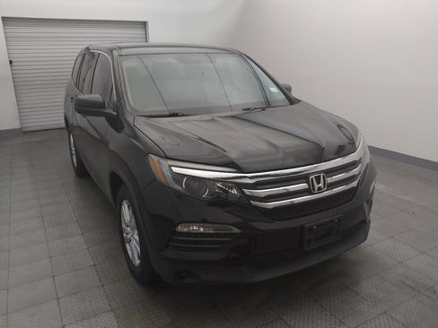 Used 2018 Honda Pilot LX image 14