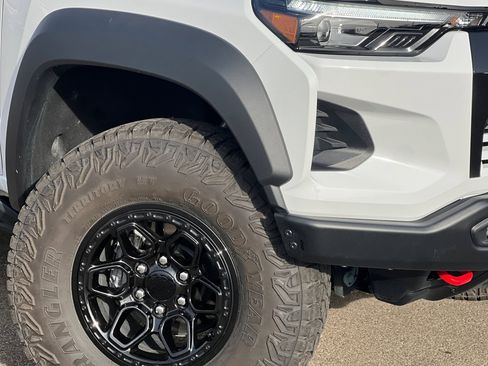 Used 2026 Chevrolet Colorado ZR2 w/ ZR2 Bison Edition image 29