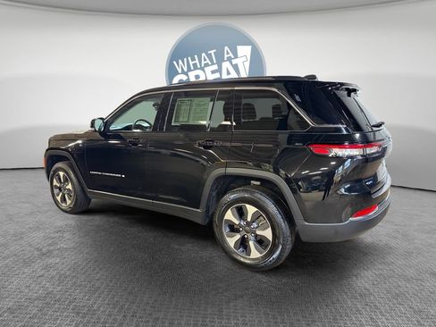 Used 2022 Jeep Grand Cherokee Limited 4xe w/ Luxury Tech Group II image 6