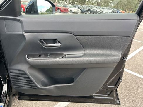 New 2026 Nissan Kicks SV w/ SV Premium Package image 40