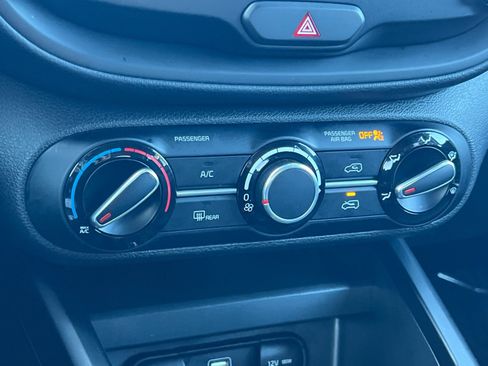 Certified 2024 Kia Soul LX w/ Option Group 015 image 19