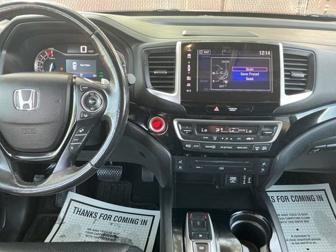Used 2017 Honda Pilot Elite image 24