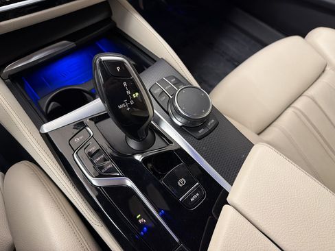 Used 2023 BMW 530i w/ M Sport Package RWD image 17