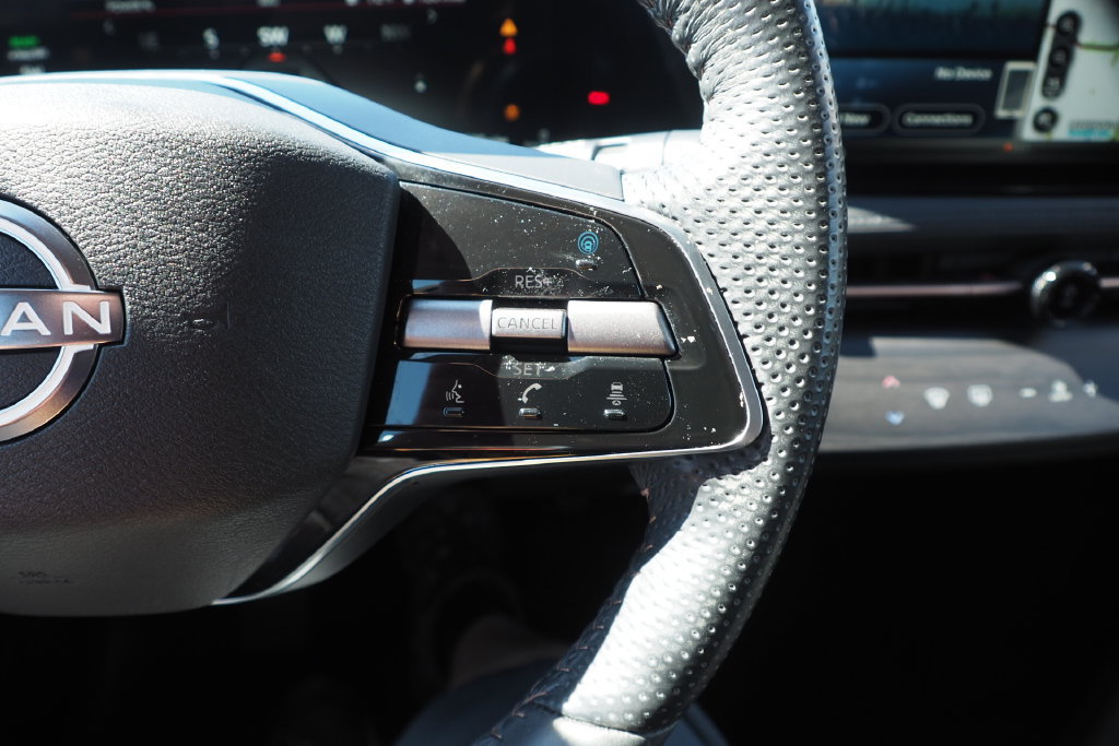 Used 2024 Nissan Ariya FWD image 26
