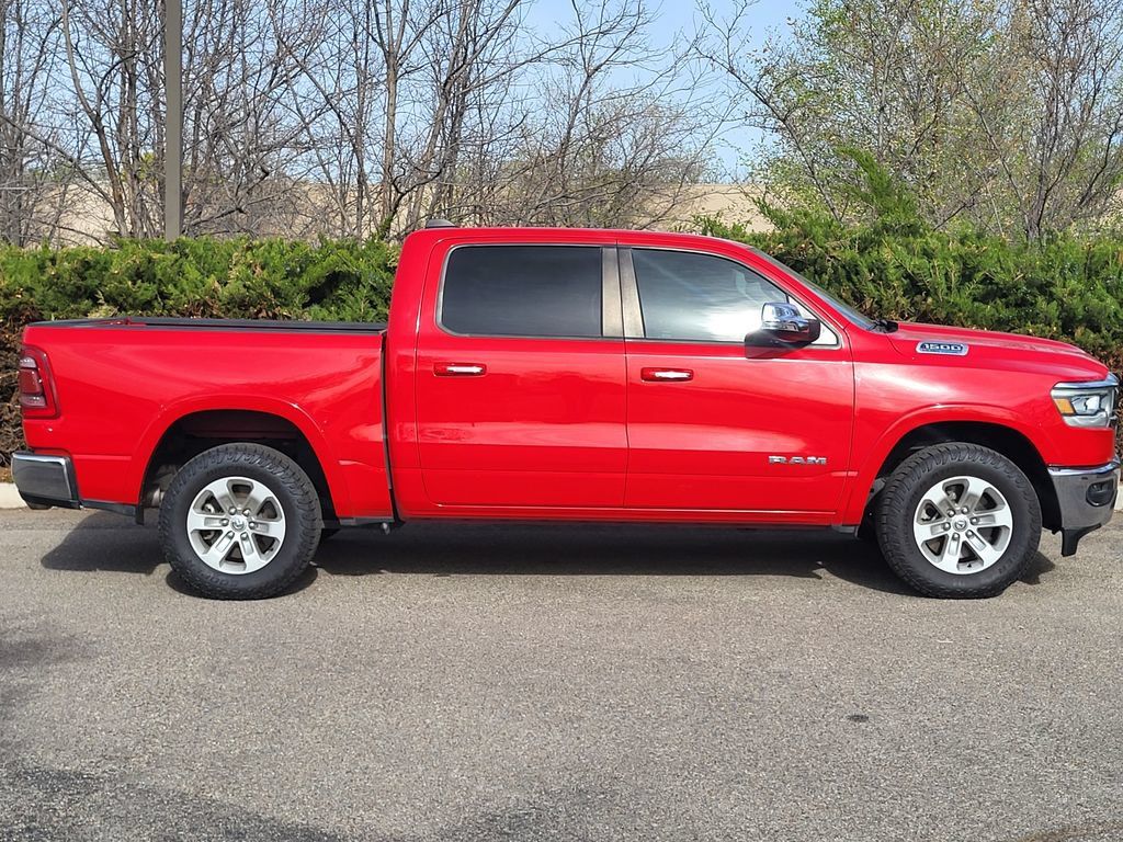Used 2022 RAM 1500 Laramie AWD/4WD image 4