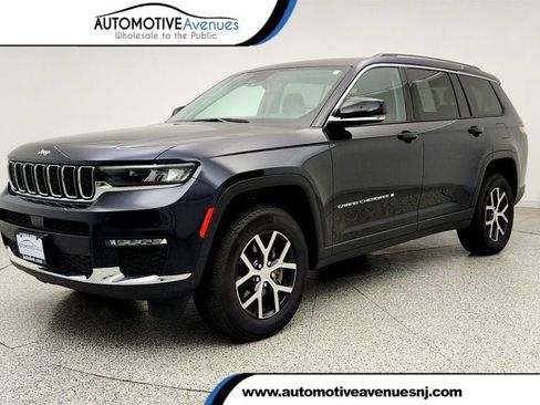 Used 2023 Jeep Grand Cherokee L Limited AWD/4WD image 1
