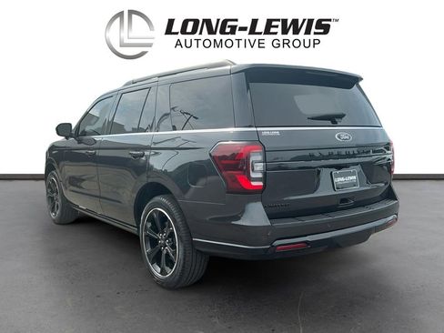 Used 2024 Ford Expedition Limited AWD/4WD image 4