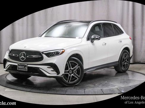 Certified 2025 Mercedes-Benz GLC 300 image 1