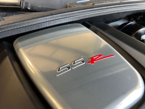 Used 2003 Chevrolet SSR w/ Preferred Equipment Group image 77