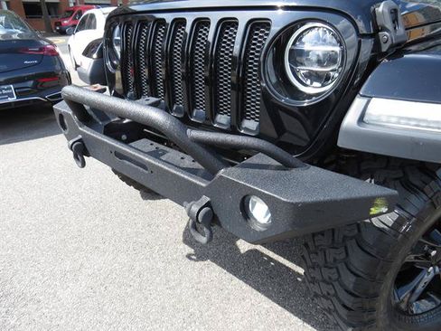 Used 2020 Jeep Wrangler Unlimited Sahara AWD/4WD image 25