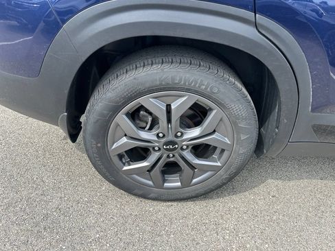 Certified 2024 Kia Seltos S AWD/4WD image 7