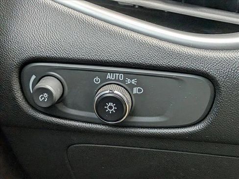 Used 2023 Chevrolet Malibu LT image 13