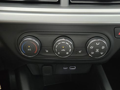 New 2026 Chevrolet Trax RS w/ Driver Confidence Package FWD image 20