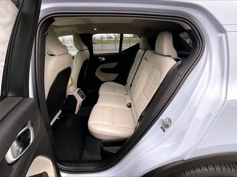 New 2026 Volvo XC40 B5 Plus w/ Protection Package Premier image 12