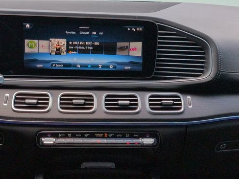 Used 2025 Mercedes-Benz GLE 450 4MATIC Coupe image 14