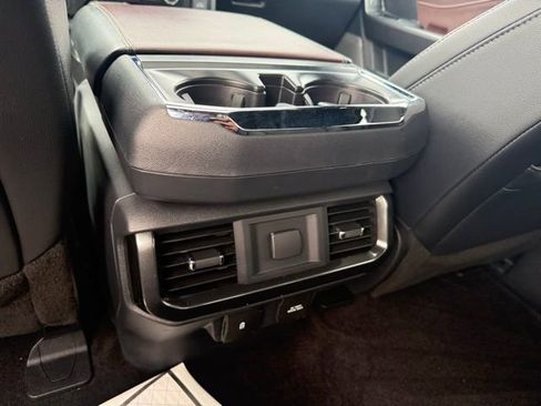 Used 2021 Ford F150 Lariat image 9