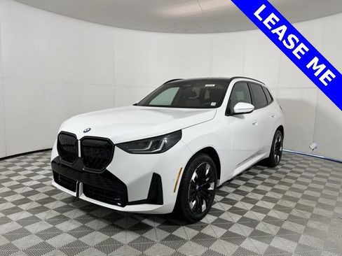 Used 2025 BMW X3 xDrive30i w/ Premium Package image 3