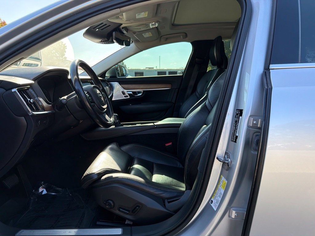 Used 2018 Volvo S90 T6 Inscription w/ Convenience Package AWD/4WD image 9