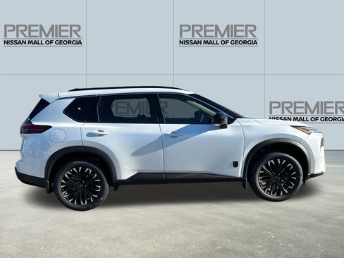 New 2026 Nissan Rogue SV image 4