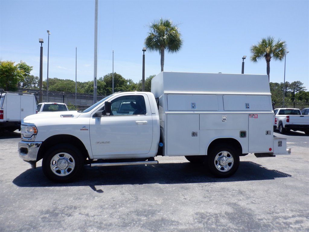 Used 2021 RAM 3500 SLT w/ Quick Order Package 2YG SLT RWD image 2