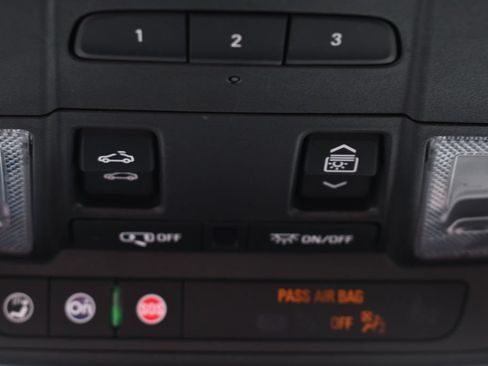 Used 2020 Chevrolet Blazer RS AWD/4WD image 34
