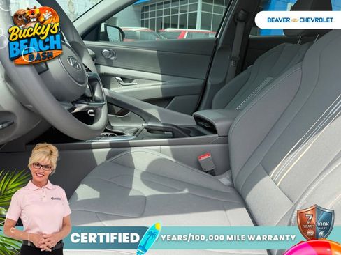 Used 2024 Hyundai Elantra SEL FWD image 8