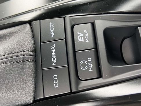 New 2026 Toyota Camry SE FWD image 24