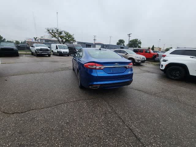 Used 2017 Ford Fusion SE w/ Fusion SE Technology Package AWD/4WD image 18