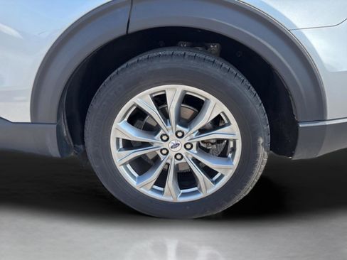 Used 2023 Ford Explorer XLT w/ Equipment Group 202A image 40