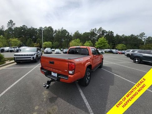 Used 2016 Toyota Tacoma TRD Sport w/ Premium & Technology Package AWD/4WD image 15