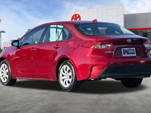 Used 2024 Toyota Corolla LE image 7