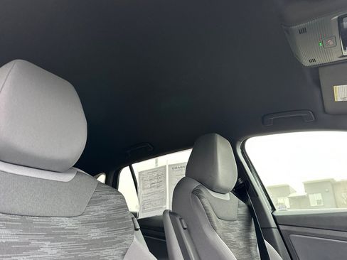 Used 2021 Volkswagen ID.4 Pro w/ ID.4 Protection Package image 18