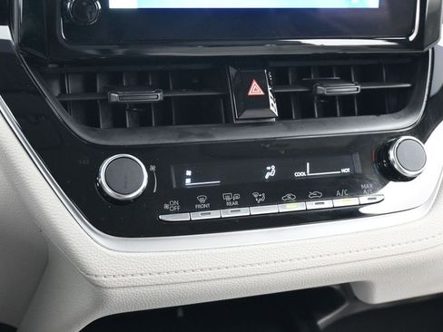 Used 2026 Toyota Corolla Cross L FWD image 19