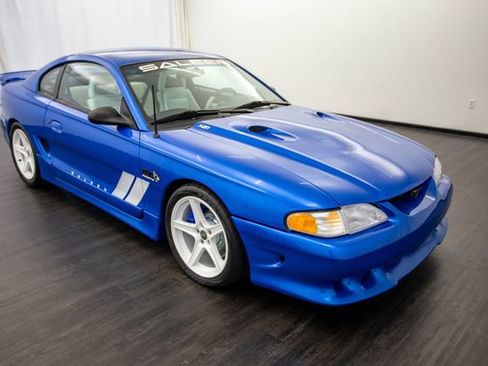 Used 1998 Ford Mustang GT image 2