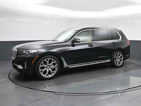 Used 2019 BMW X7 xDrive40i w/ Premium Package AWD/4WD image 3