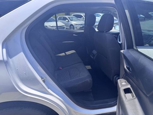 Used 2020 Chevrolet Equinox LT FWD image 18