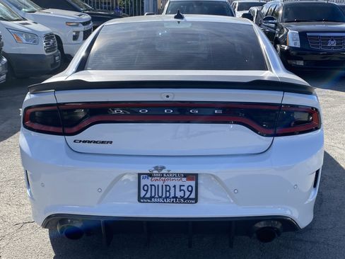 Used 2018 Dodge Charger R/T image 10