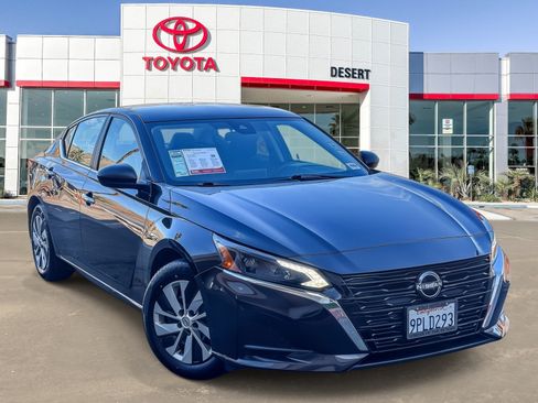 Used 2025 Nissan Altima 2.5 S FWD image 1