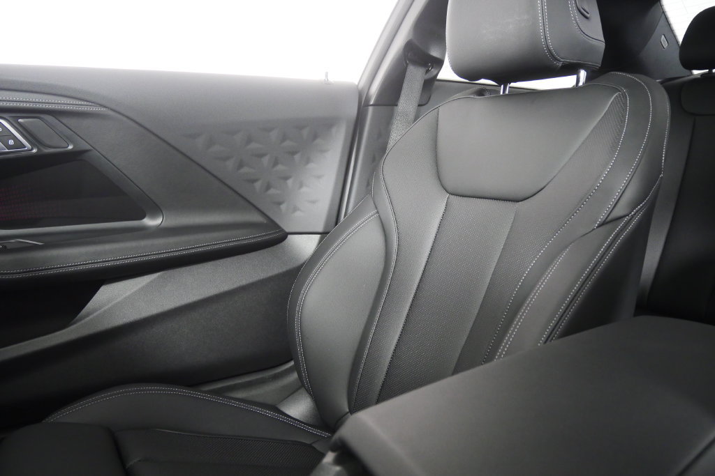 Certified 2023 BMW 230i Coupe w/ Premium Package RWD image 21