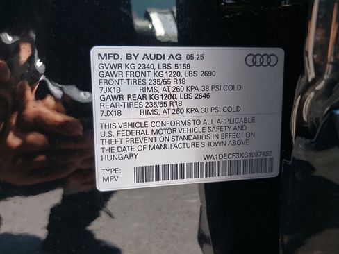 Certified 2025 Audi Q3 2.0T Premium w/ Convenience Package AWD/4WD image 41