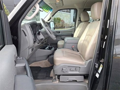 Used 2015 Nissan NV 3500 SL w/ Technology Package image 14