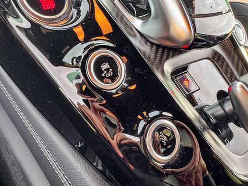 Used 2019 Mercedes-Benz AMG GT R image 33