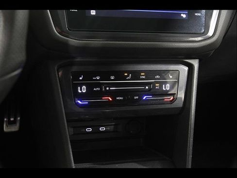 Certified 2024 Volkswagen Tiguan SE R-Line AWD/4WD image 13