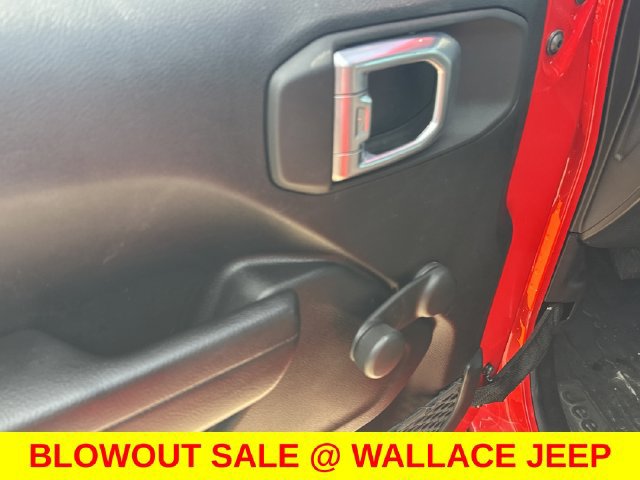 Used 2022 Jeep Wrangler Sport AWD/4WD image 13