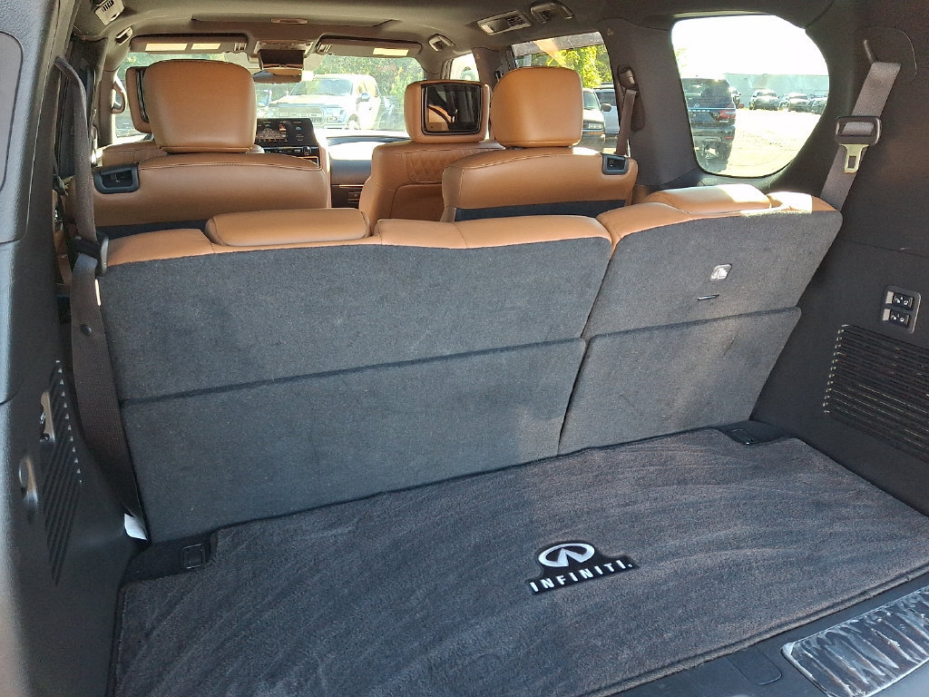Used 2023 INFINITI QX80 Sensory w/ Cargo Package AWD/4WD image 32